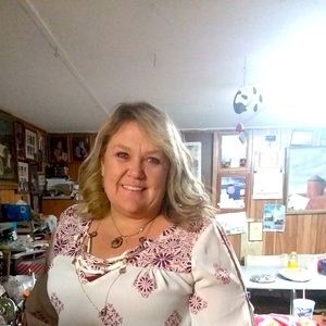 Meet your Posher, Pam